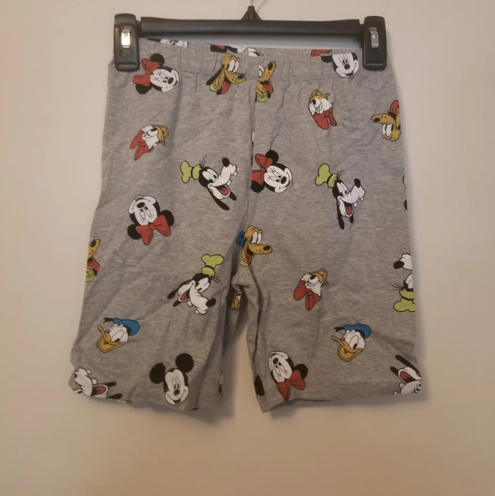 NWOT Disney Mickey Mouse & Friends Bike Shorts